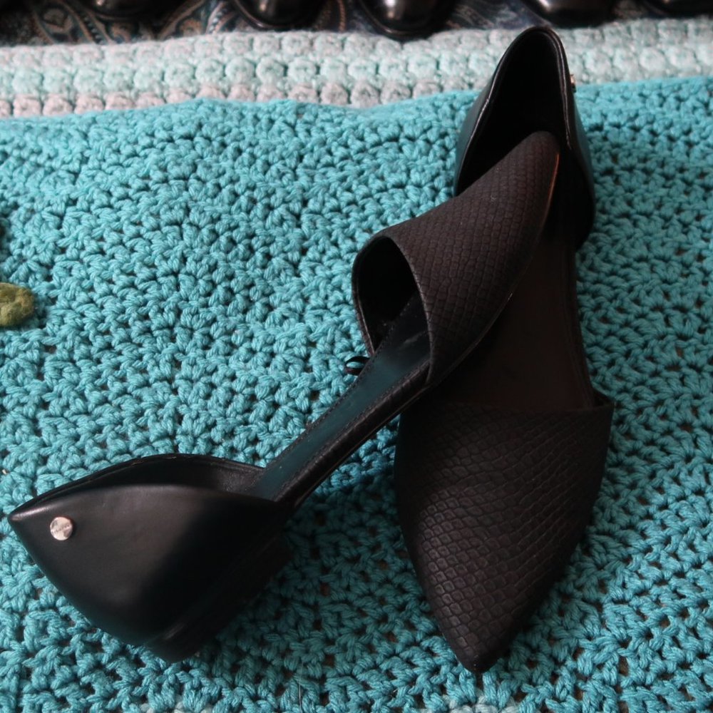 Calvin Klein D’Orsay Flats